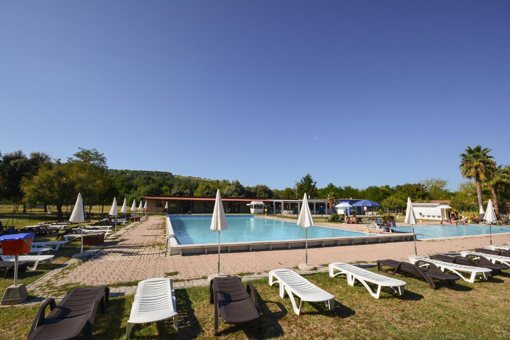 Centro Vacanze - Garden River อัลติโดนา ภายนอก รูปภาพ